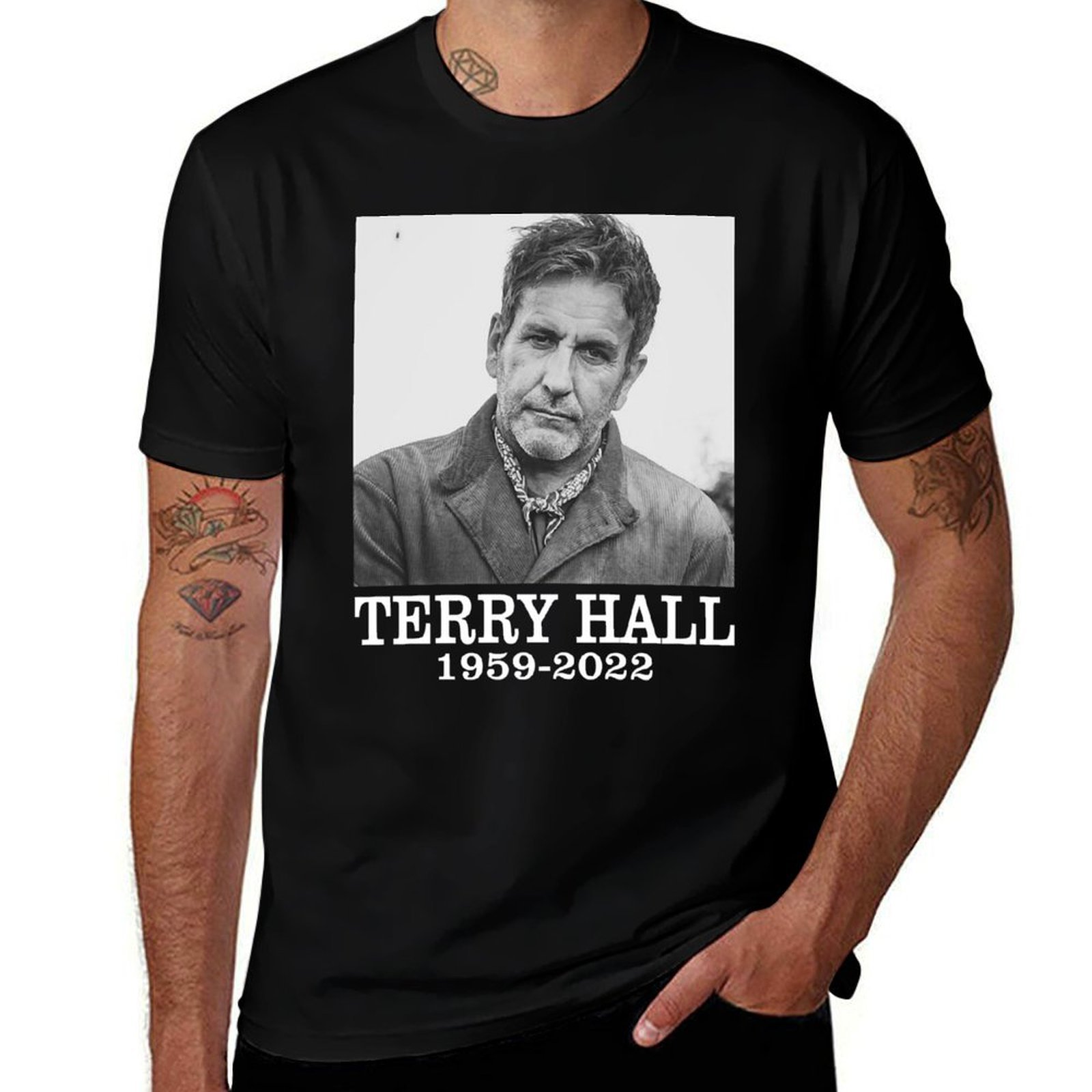 RIP TERRY HALL 1959-2022 T-Shi - Outdoor Sports Hall recension och pris