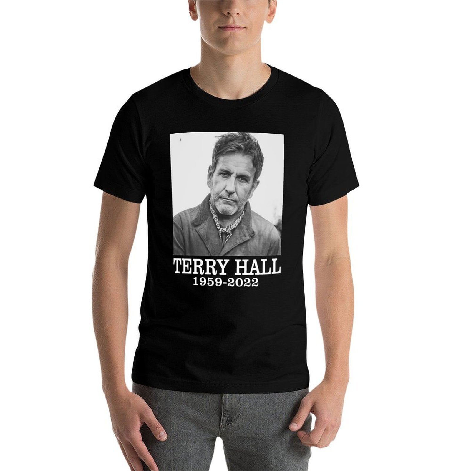 RIP TERRY HALL 1959-2022 T-Shi - Outdoor Sports Hall recension och pris